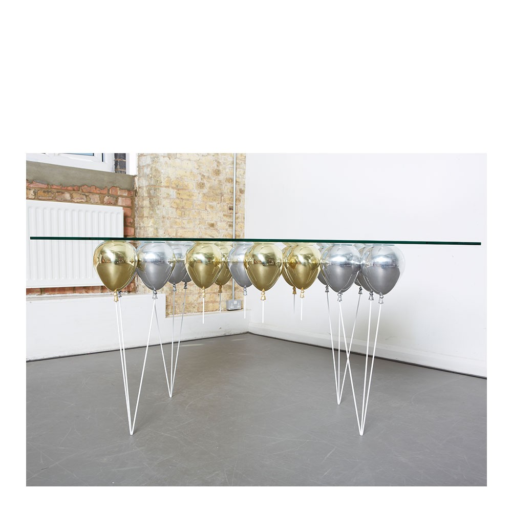 UP Ballon Dining Table